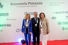 ECONOMIA-PLATEADA-430