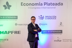 ECONOMIA-PLATEADA-527