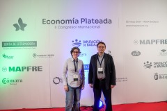 ECONOMIA-PLATEADA-554