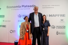 ECONOMIA-PLATEADA-609