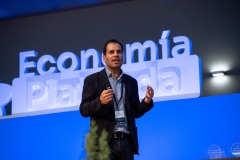 ECONOMIA-PLATEADA-880